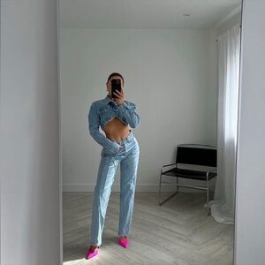 BLOGGERS FAVOURITE Zara Blue Denim Straight Leg Jeans with Seams